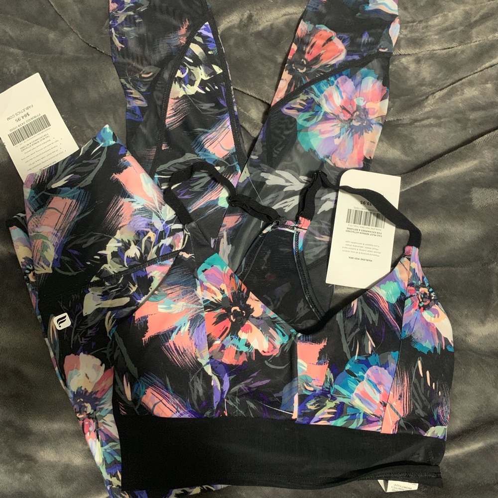 COPY - Fabletics yoga set